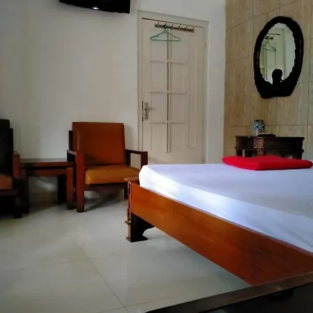 Prayogo Lama Family Gh Prawirotaman Yogyakarta Exterior photo